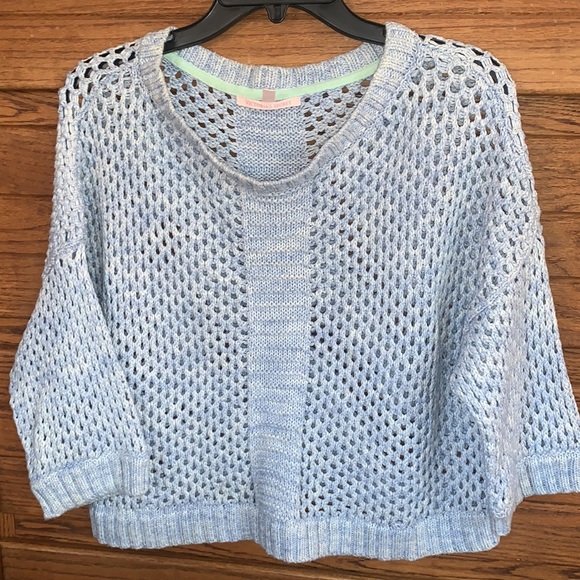 Victoria’s Secret Beach Crop Sweater - Picture 1 of 8